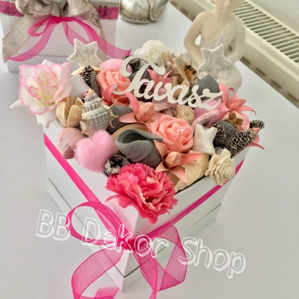 Tavaszi nagy virágdoboz asztaldísz