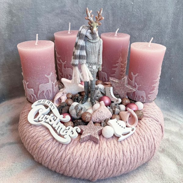 Rózsaszín szarvasos adventi koszorú Adventi Koszorúk, Boxok Rózsaszín szarvasos adventi koszorú