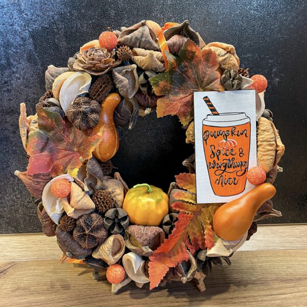 Őszi „Pumpkin Spice” Kopogtató Ajtódísz Ősz Őszi "Pumpkin Spice" Kopogtató Ajtódísz