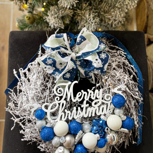 Kék karácsonyi kopogtató, ajtódísz